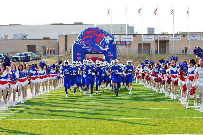 leander-program-on-the-rise-as-kris-price-begins-fourth-year-in-charge